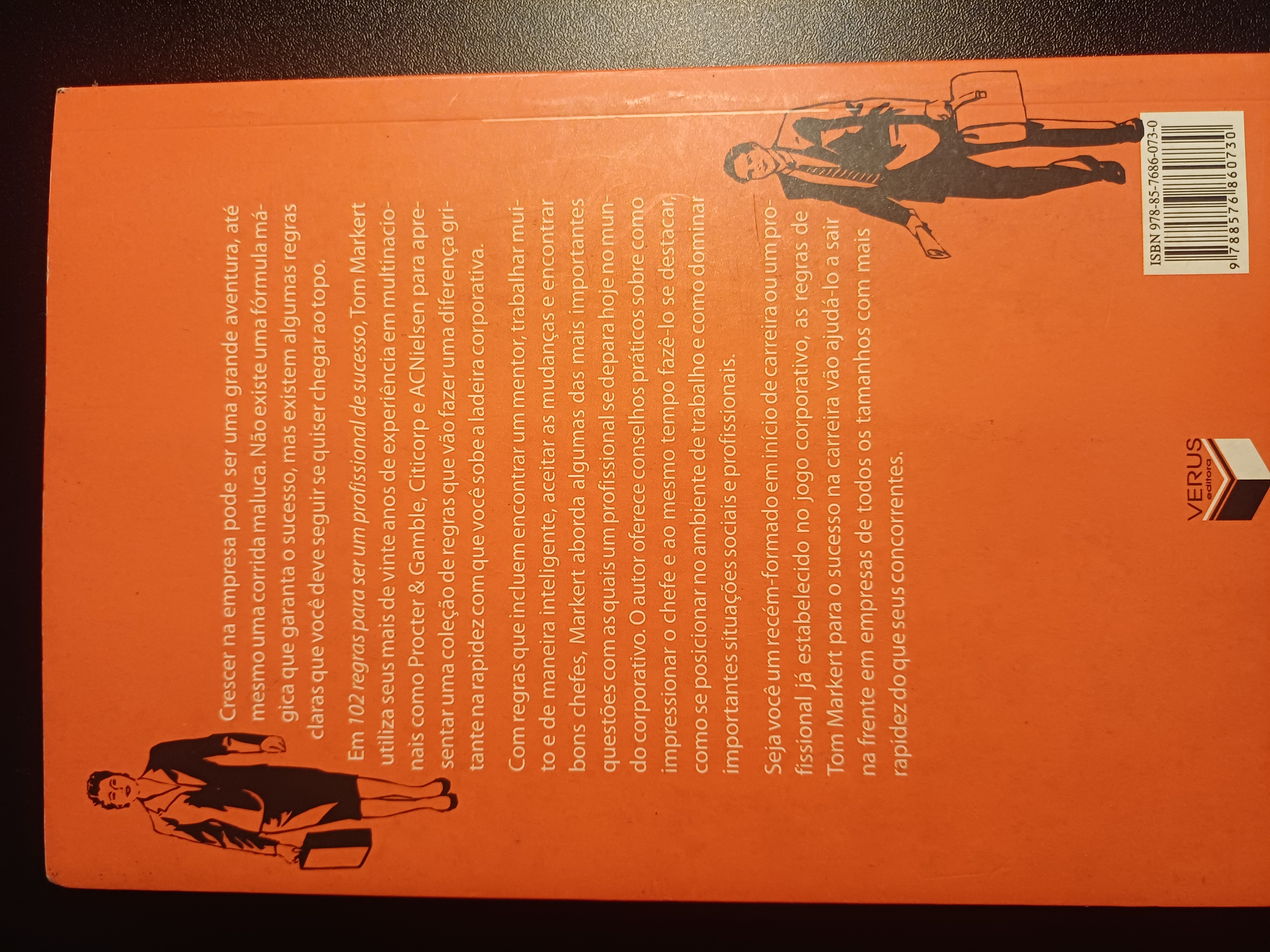 Capa traseira do livro 102 regras para ser um profissional de sucesso